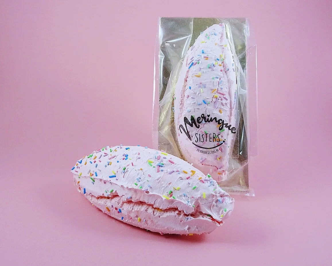 Meringue Lollipop