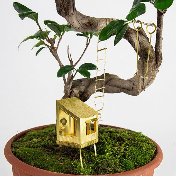 Tiny Treehouse – mini messing boomhutje voor je plant